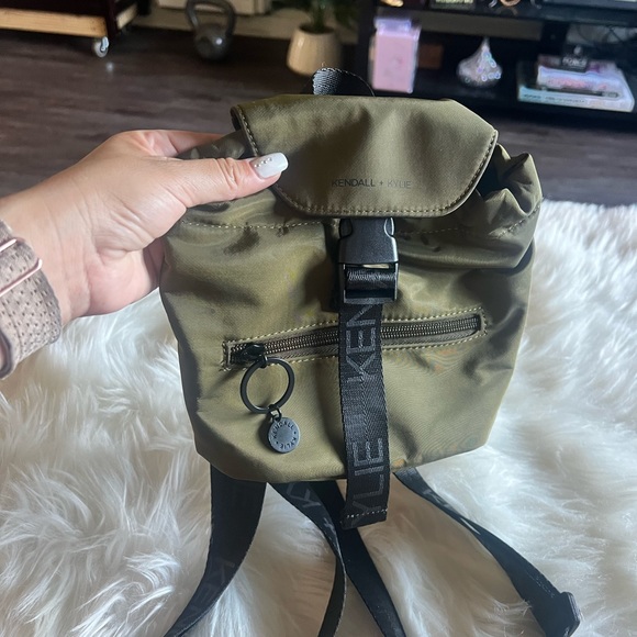 Mini Backpack Kendall & Kylie - Picture 4 of 4